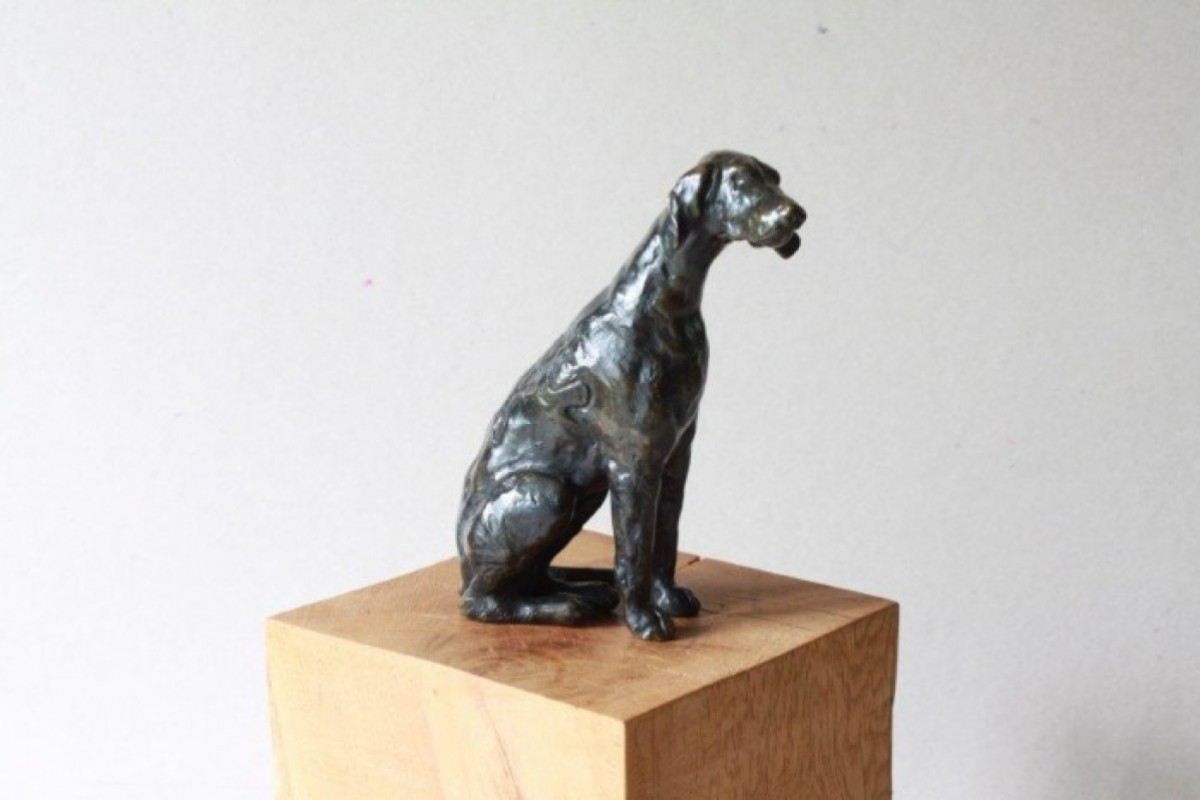 « Chien assis »